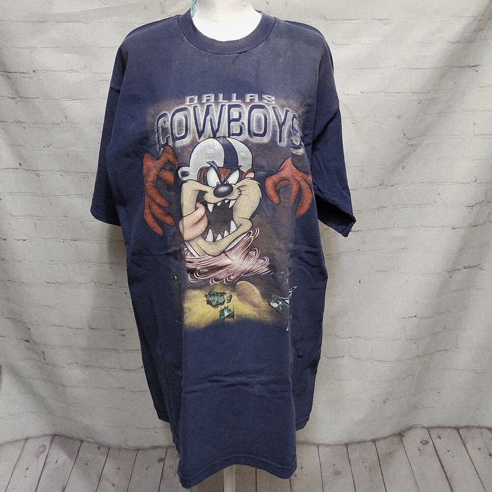 Vintage 1997 Dallas Cowboys Tasmanian Devil t-shirt